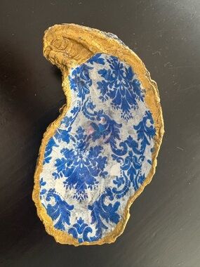 Decorative Blue & Gold Oyster Shell Damask Trinket Dish